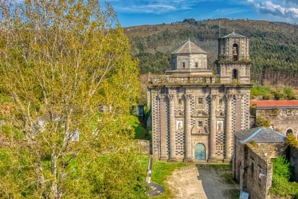 Monasterio de Monfero